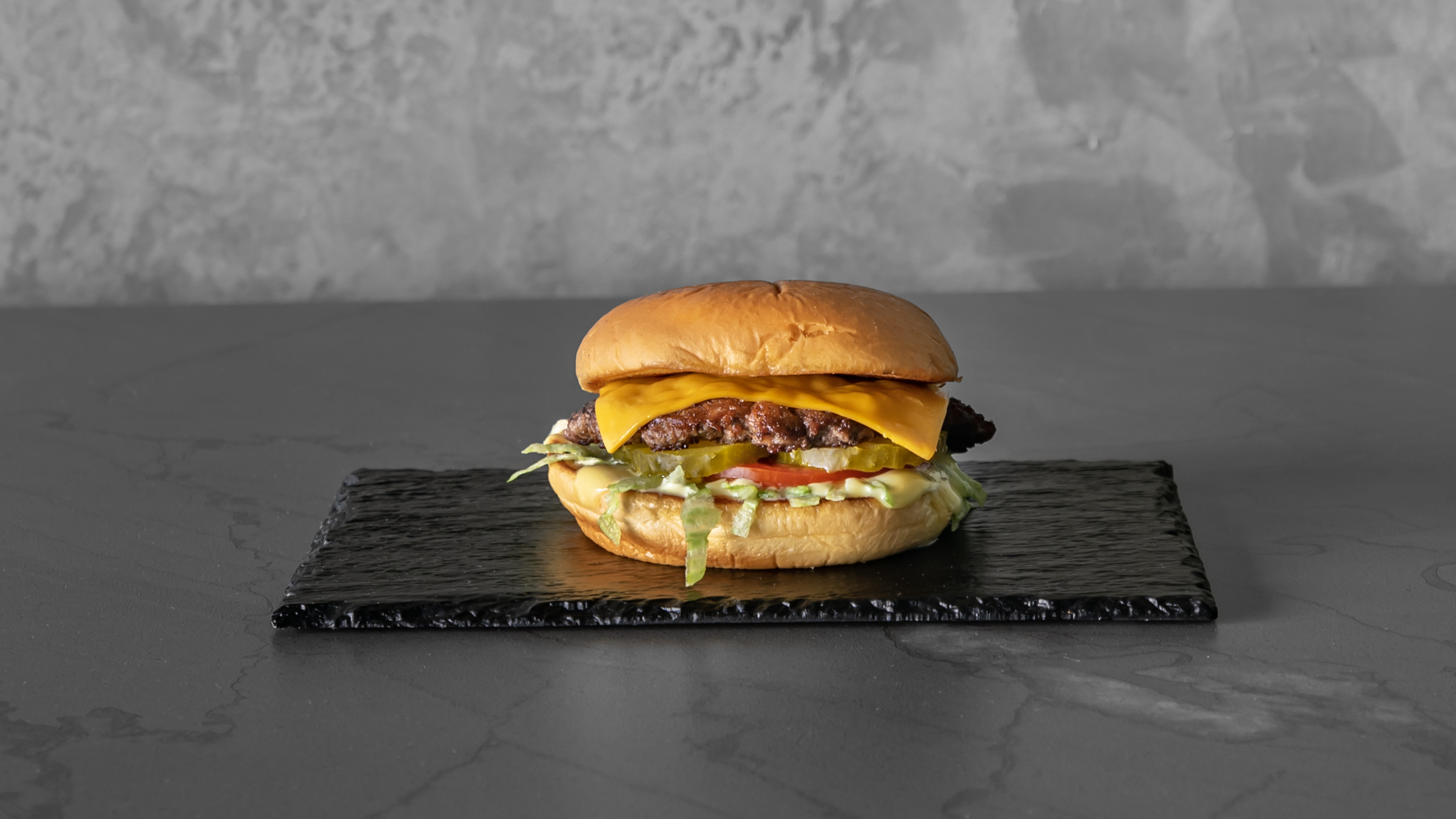 Titan Classic Beef Burger